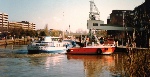 DIE KLOSTERSANDE wurde sicher in den Elmshorner Hafen geschleppt.